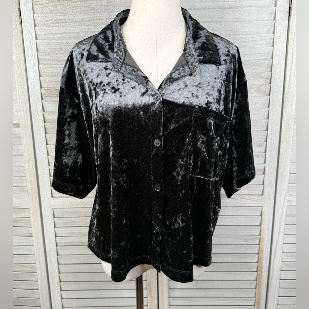 STARS ABOVE Women's Luxe Velour Pajama Top Black-XL